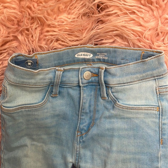 Old Navy Ballerina Jeggings (Built In Tough). - Picture 2 of 3